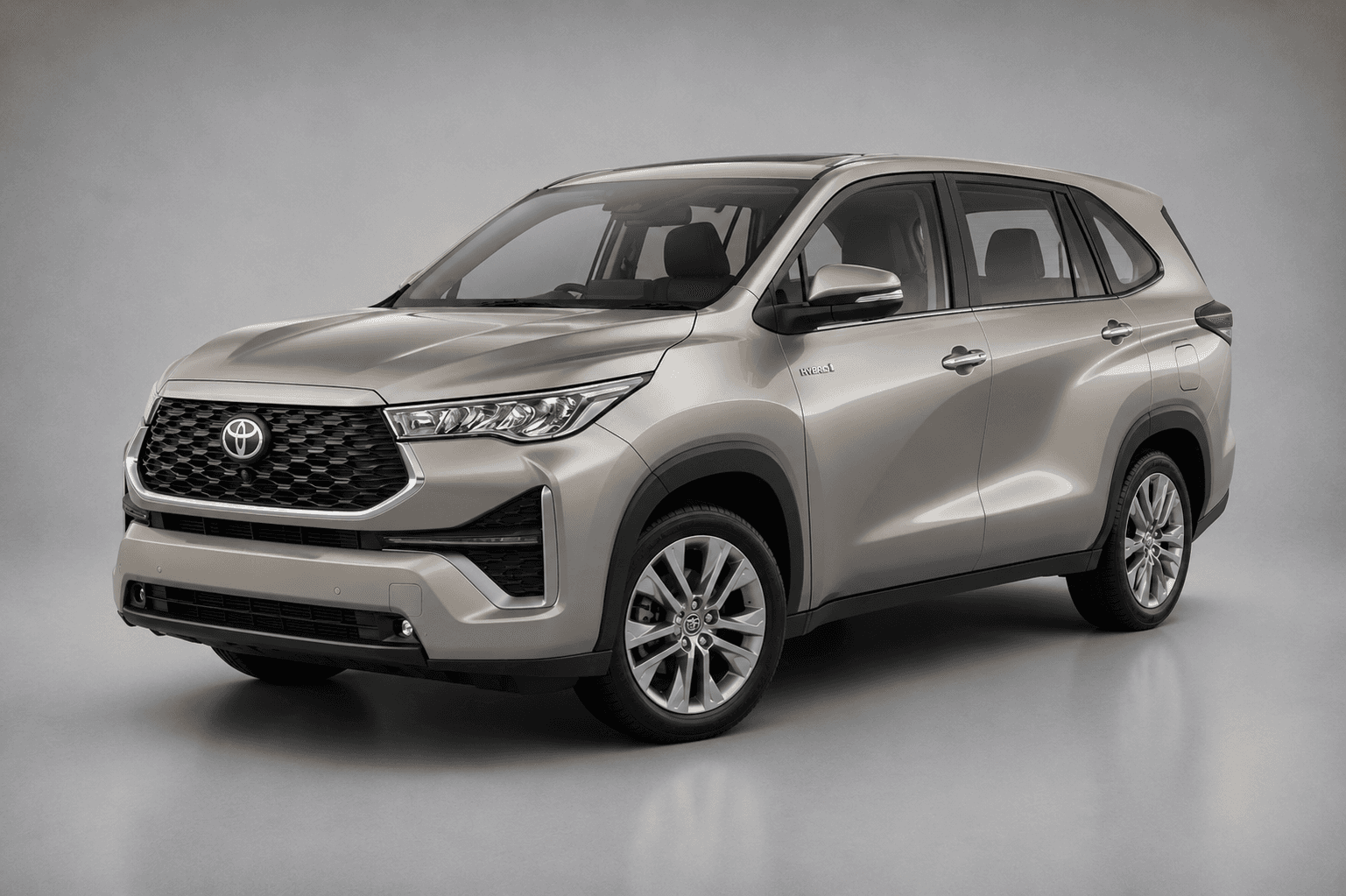 Toyota Innova Hycross